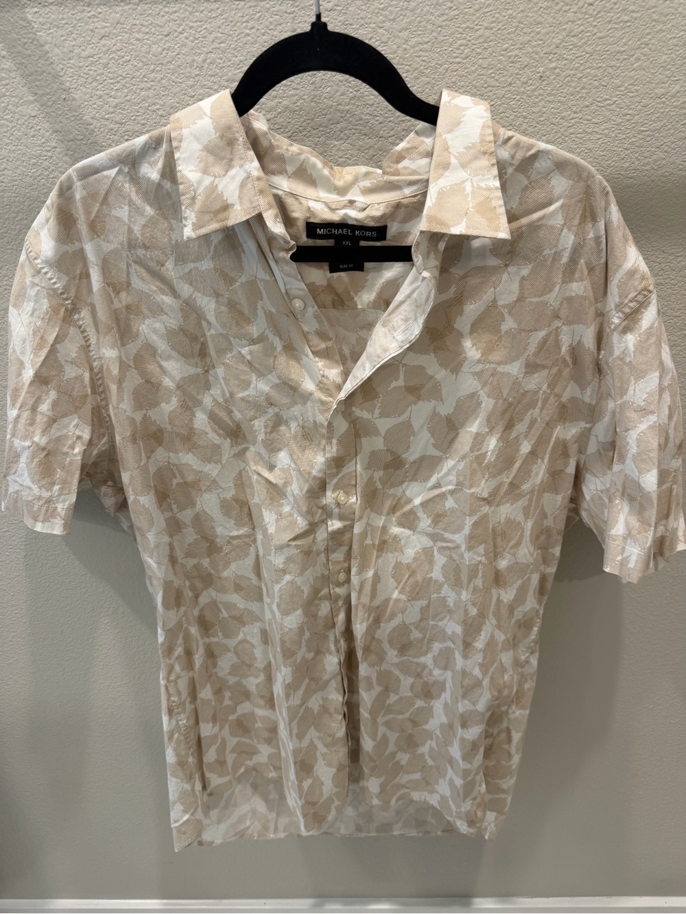Men’s Michael Kors Beige Leaf-Print Short Sleeve Shirt